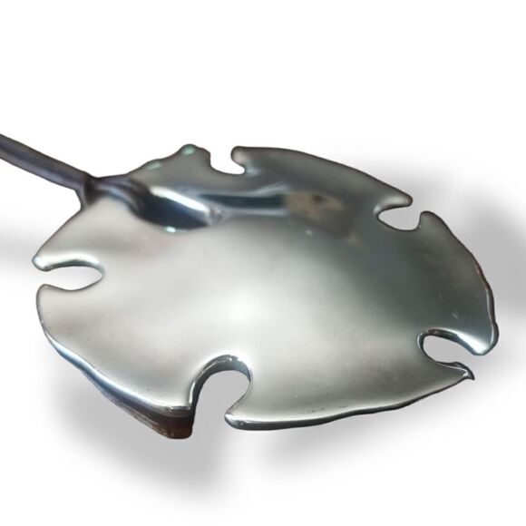 RLM (Robert Lee Morris) Sterling Silver Modernist Sand Dollar Pendant - Picture 2 of 5